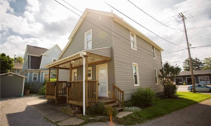 Massillon House | This Old House - Entire House Rental
