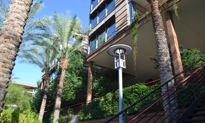 South Scottsdale Condo | THIS PROPERTY IS NO LONGER AVAILABLE FOR RENT