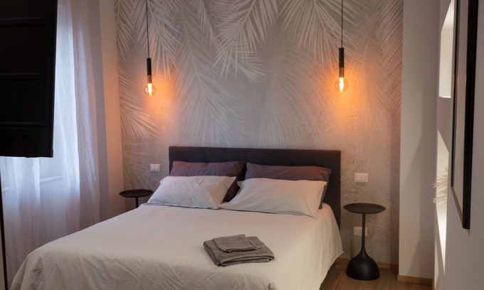 Melegnano Apartment | This very spacious two-room apartment is a cozy and modernly designed space, ideal for those seeking space and comfort. With large rooms and carefully curated furnishings, it offers an elegant and relaxing atmosphere, perfect for ensuring a pleasant