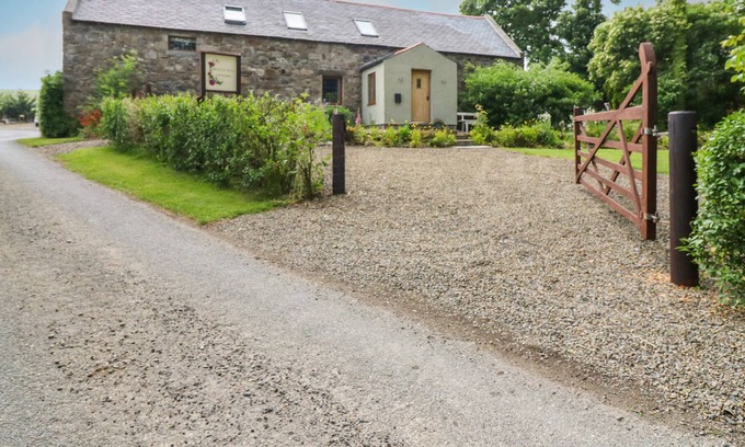 Banff Cottage | THISTLE MILL COTTAGE, pet friendly, with open fire in Aberchirder