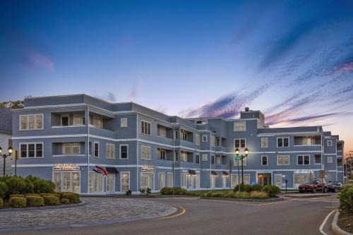Plymouth Cultural District Apartment | Thomas Sea Suites at Harbourtown