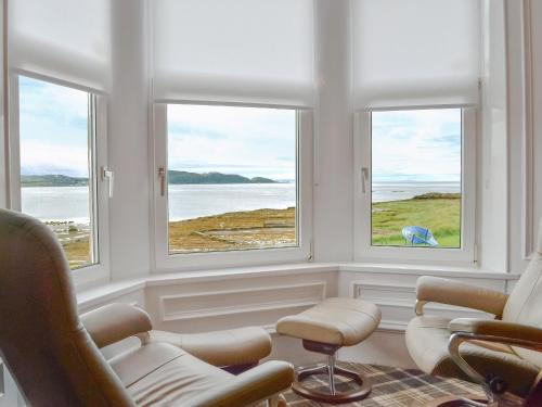 Millport House | Thornbank