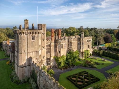 Thornbury House | Thornbury Castle - A Relais & Chateaux Hotel