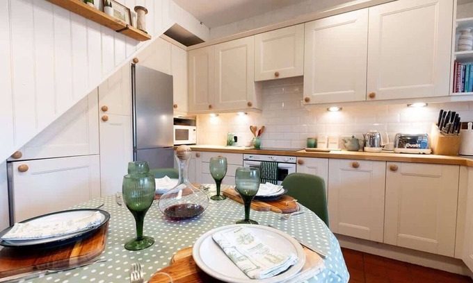 Peak District House | Three Bed Cottage in the heart of the Peaks