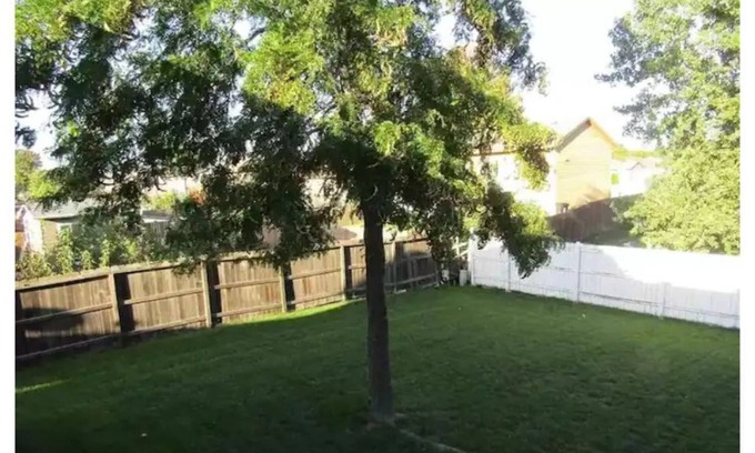 Sioux Falls House | Three Bed, Two Bath, Clean/Safe, Close to downtown