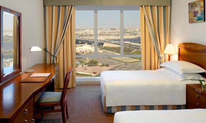 Bonifacio Global City House | THREE BEDROOM APARTMENT