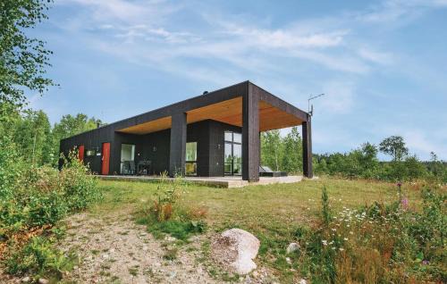 Holmsjo House | Three-Bedroom Holiday Home Holmsjö With A Fireplace 06