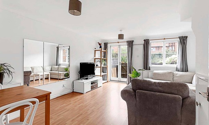 North Richmond House | Three-Bedroom House in Richmond