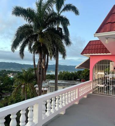 Mango Walk House | Three Palm Villa