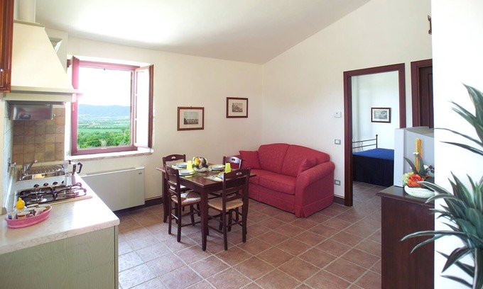 San Mariano Apartment | Three rooms apartment garden view