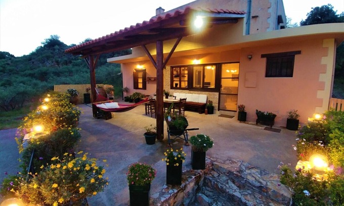 Loulos House | Thymes traditional house