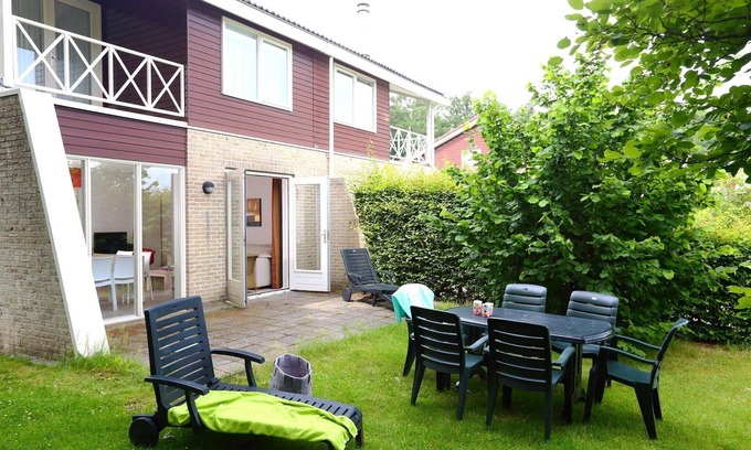 Vlagtwedde House | Tidy house near Emslandermeer