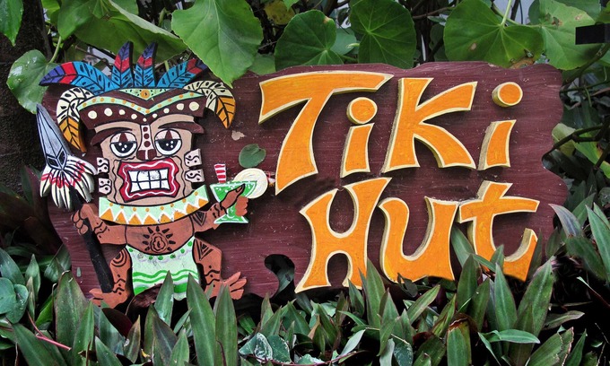Wainiha Cottage | Tiki Hut Cottage - Lush Tropical Garden, ;Walk to Tunnels Beach TVNCU#5161