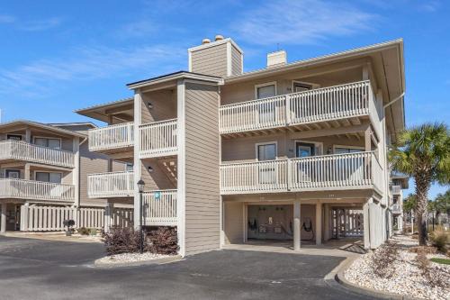 Cordesville Apartment | Tilghman Lakes D4 condo