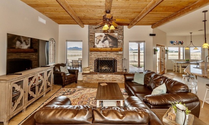 Elgin House | Tilted Horse Ranch in the heart of wine country