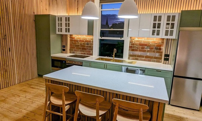 Cooma Apartment | Timeless, classy, central!