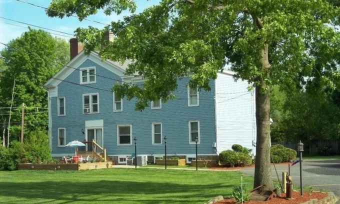 Walden Bed & Breakfast | Tin Brook Bed & Breakfast