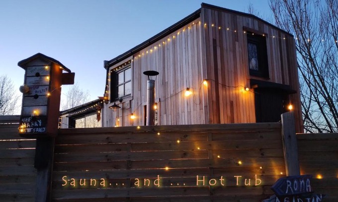 Gesves Ski Chalet | Tiny house, sauna hot tub Gesves Namur Ardennes