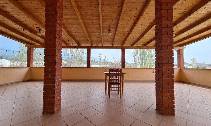 Kamez House | Tirane Tranquility Cottage