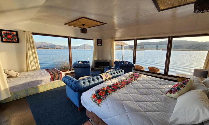 Lake Titicaca - Puno Hotel | Titicaca island lodge peru