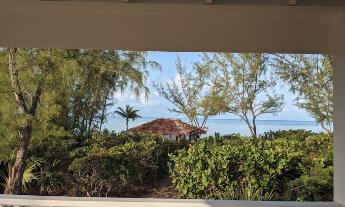 Morris Settlement House | TLSea Private Beachfront Home with Gazebo on Sunset Beach