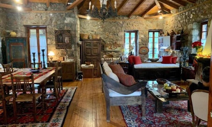Kefalochori House | tnMARIOLATA STONE