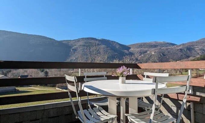 Ispagnac Apartment | To complete, La Terrasse du Tarn