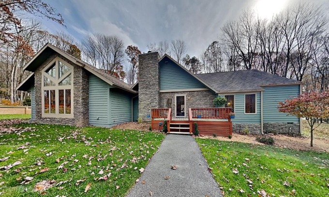 Blakeslee House | To The Point