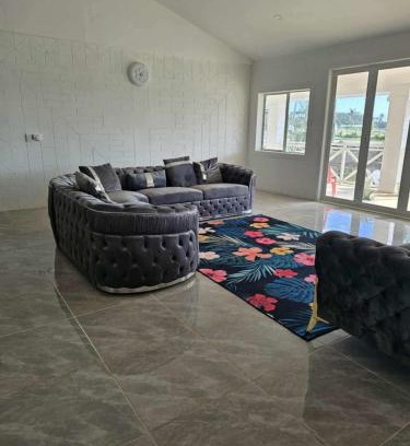 'Eua Island House | Toafa Elidad Airport Lodge