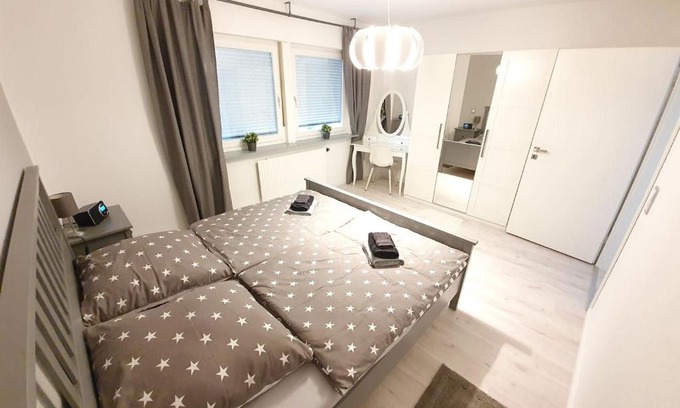 Kaltenkirchen Apartment | Tolle 125m² Erdgeschoßwohnung im Einzelhaus
