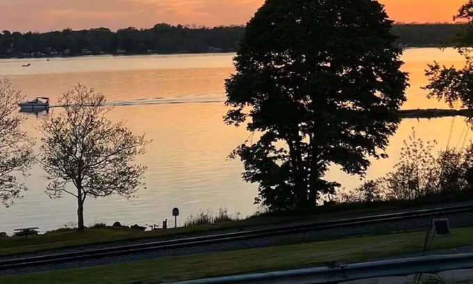 Town of Aurelius Apartment | Tom’s Lake Views- Charming 2bedroom Apt nestled in the heart of the Finger lakes