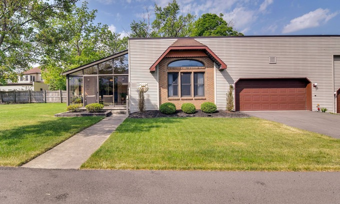 Tonawanda House | Tonawanda Vacation Rental ~ 13 Mi to Niagara Falls