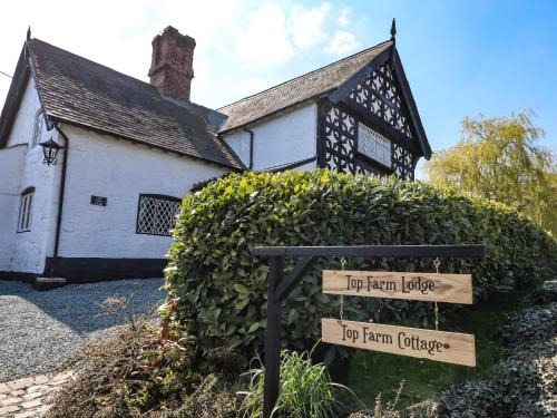 Felton House | Top Farm House