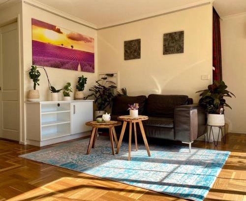 Turner Apartment | Top-floor, 3-bedroom apartment-close to CBD & ANU