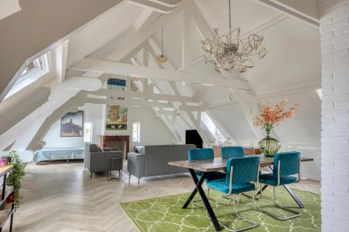 Edam Apartment | Top floor appartment Edam