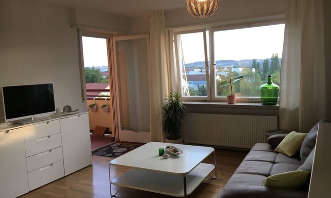 Schwalbach am Taunus Apartment | Top floor studio apartment