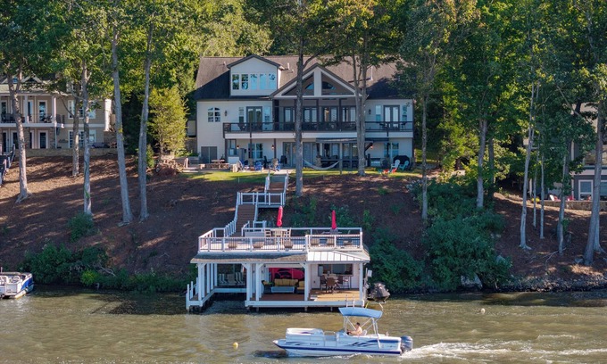 Macon House | Top Rated Luxury 8-bedroom house with Best Boathouse on Lake Gaston.