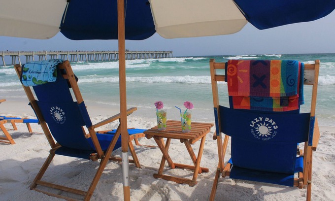 Navarre Beach Condo | TOP RENTAL DIRECTLY ON THE GULF WITH FREE CHAIR SERVICE! 2 WEEKS LEFT OF OCT !