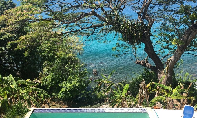 Scarborough Apartment | Top Seaview Apartment with pool