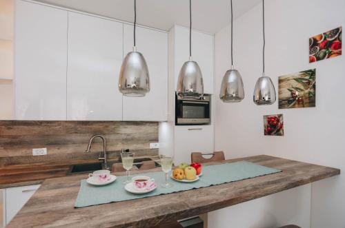 Bijeli do Apartment | Toplish relax in Budva Flk