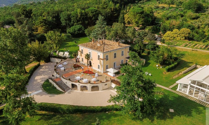 San Potito Sannitico Villa | Torellone Estate - Villa with swimming pool