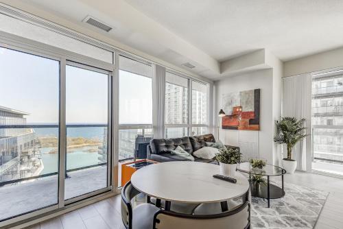 Humber Bay Shores Apartment | Toronto Condo with Lake Views