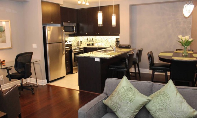 Markham Condo | Toronto Markham Center & Cineplex entertainment complex