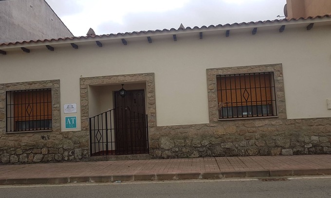 Jaraicejo House | Torres Villa Tourist Accommodation