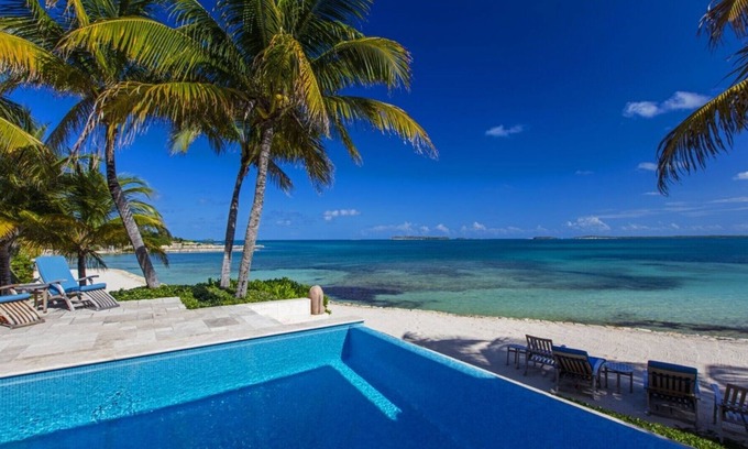 Long Island Villa | Tortuga - Harbour Beach Villa - 4 Bedrooms