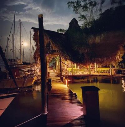 Fronteras Hotel | Tortugal Boutique River Lodge