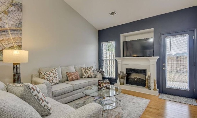 Grovetown House | Totally Renovated-2BR 2BA-14 mi from Masters