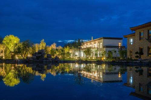 Yinchuan Hotel | TOTOLO Winery Vacation Homestay