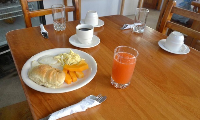 Puerto Villamil House | Tour to volcan, swim with sharks! Double Room Suite #6