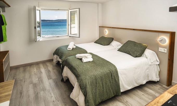 Frije Apartment | Tourist accommodation sea view beach Nemiña